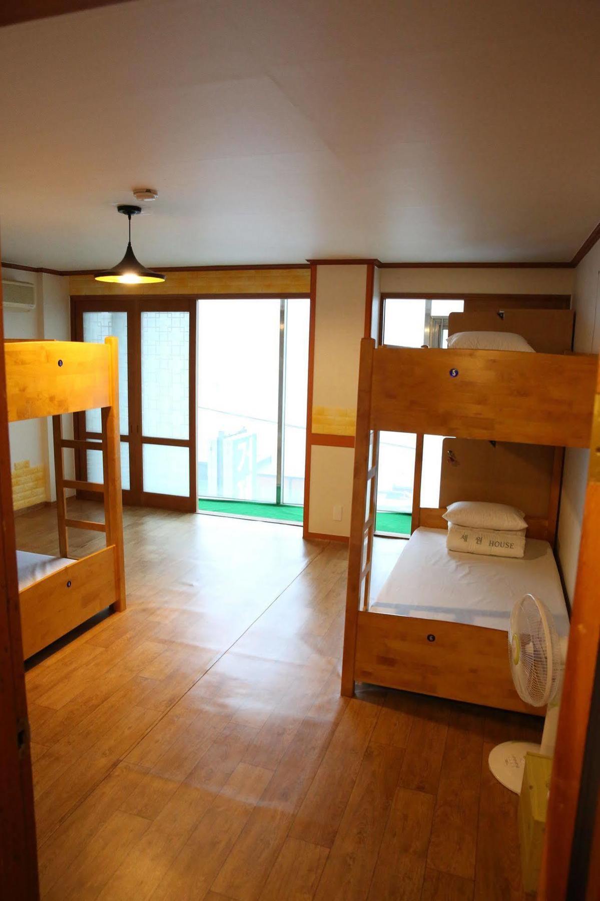 Yes Guesthouse Puszan Kültér fotó